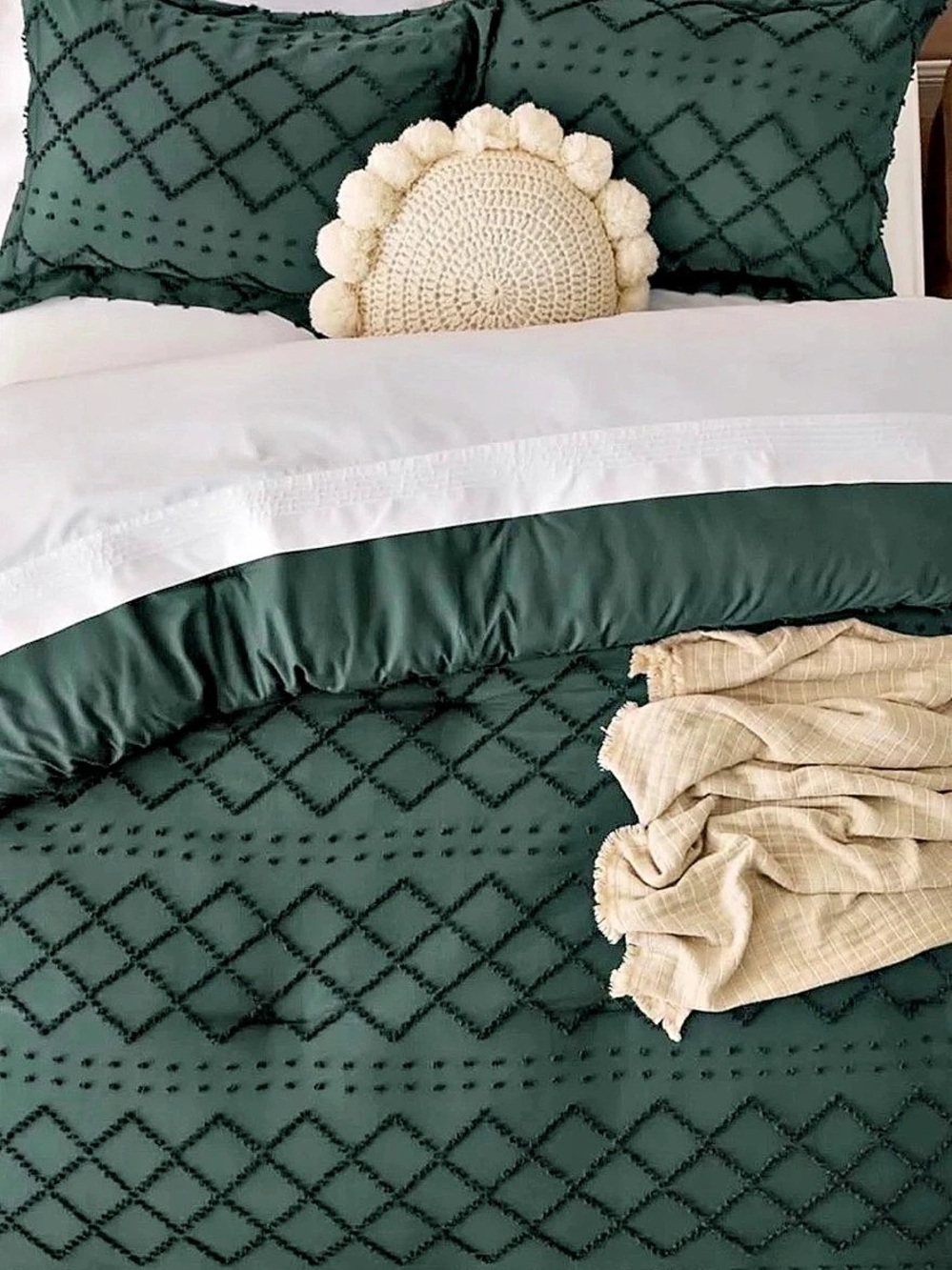 NWT Bedsure GentleSoft BOHO DELUXE Embroidered KING Comforter Set Teal
